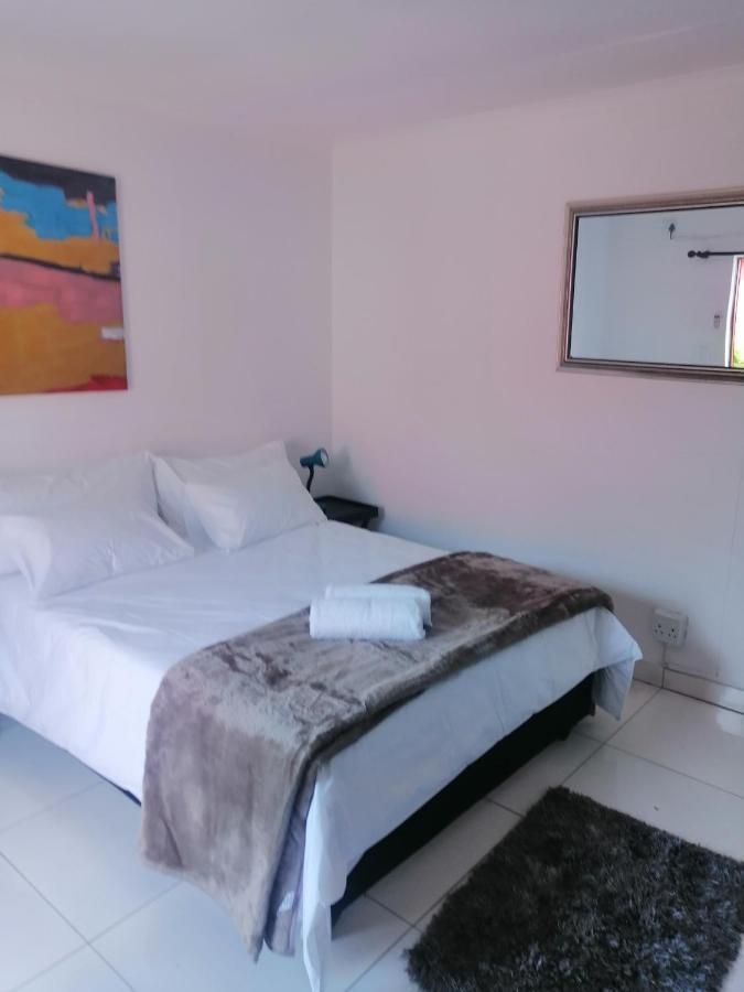Niilo'S Guesthouse Rundu Exterior photo